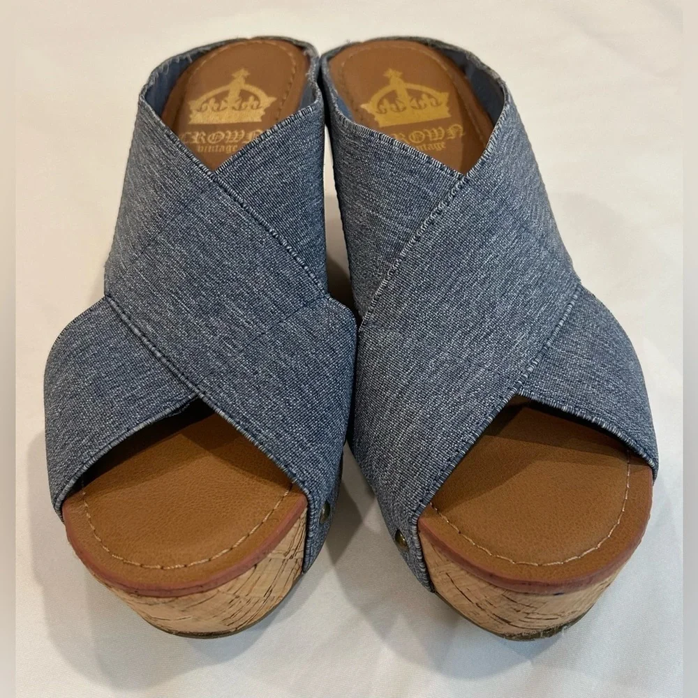 Crown Vintage Cork Wedge Blue Denim Stretch Studded Sandal Size 6.5